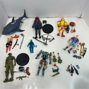 FORTNITE Action Figures lot of toys fort nite